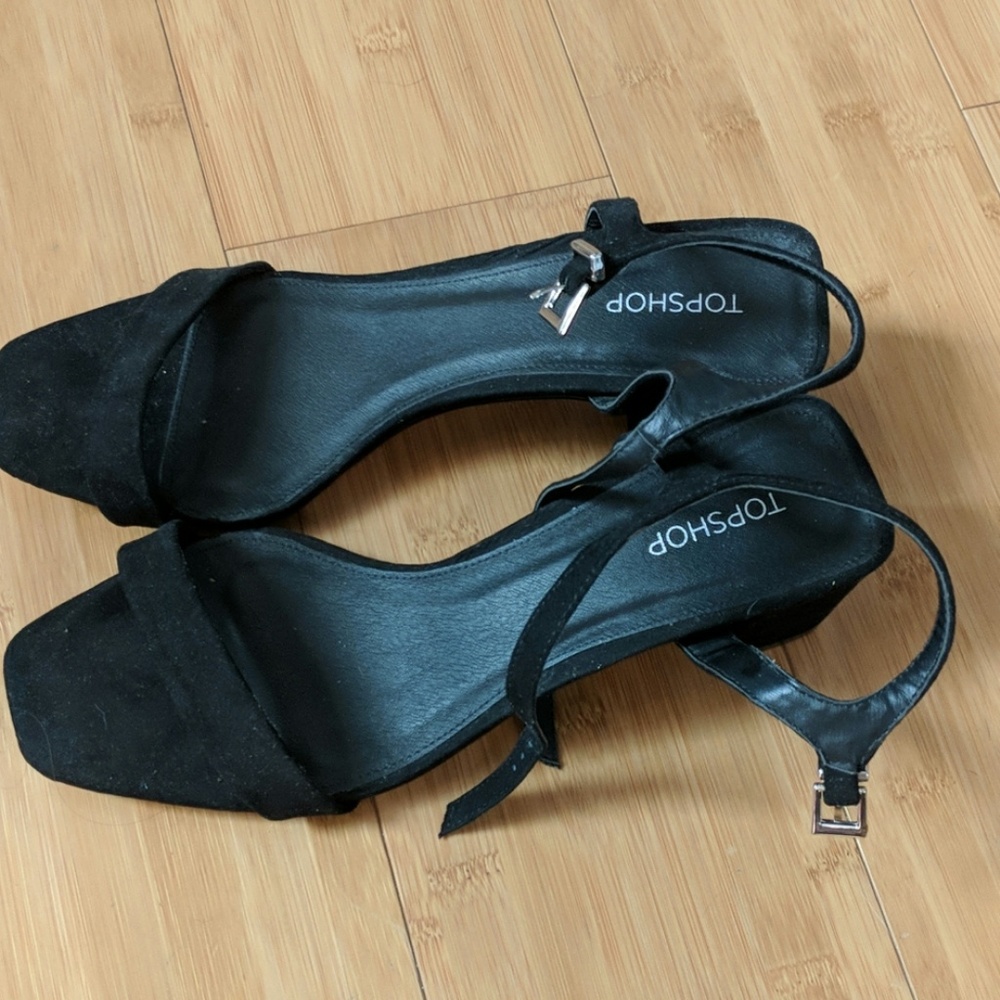 Black sandals